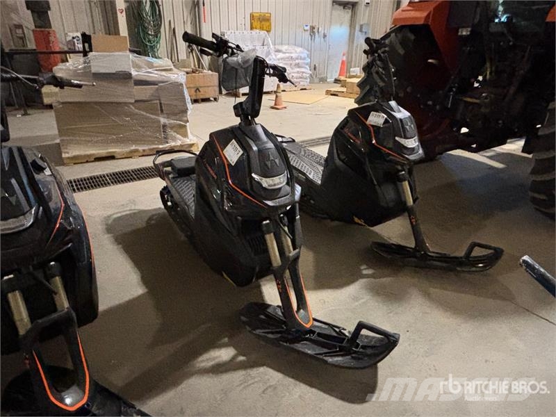 Widescape WS250 EFI Stand Up Snowmobile Snøscootere