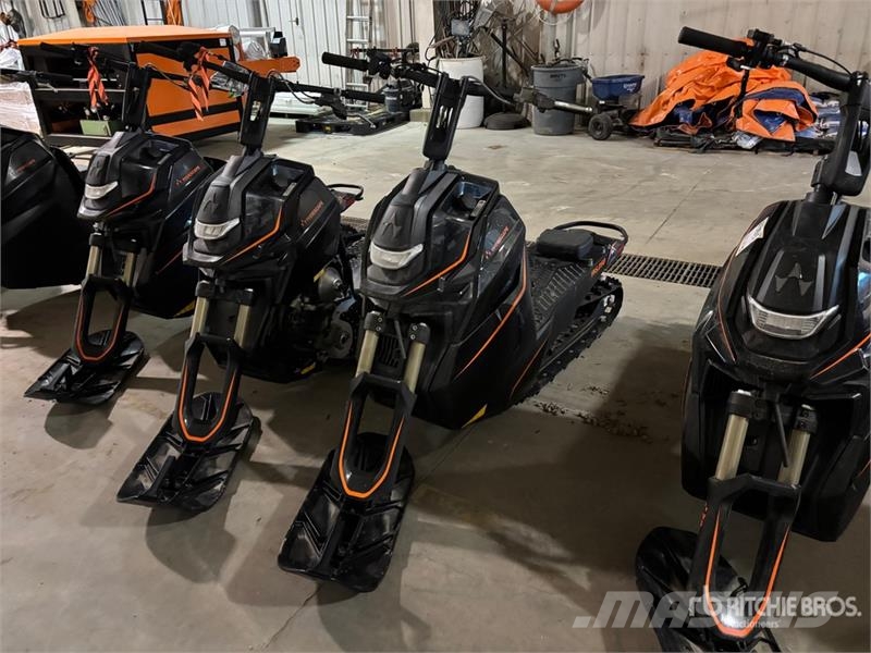 Widescape WS250 EFI Stand Up Snowmobile Snøscootere