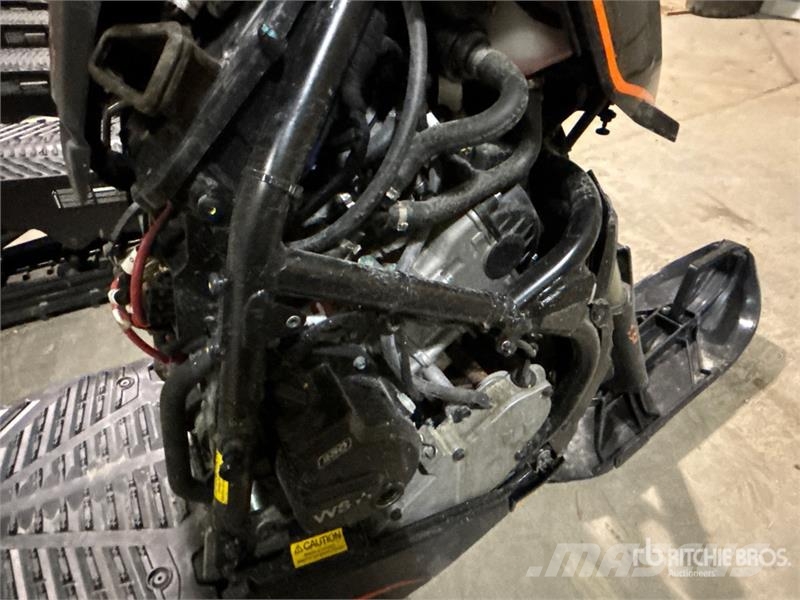  Widescape WS250 EFI Stand Up Snowmobile Снегоходы