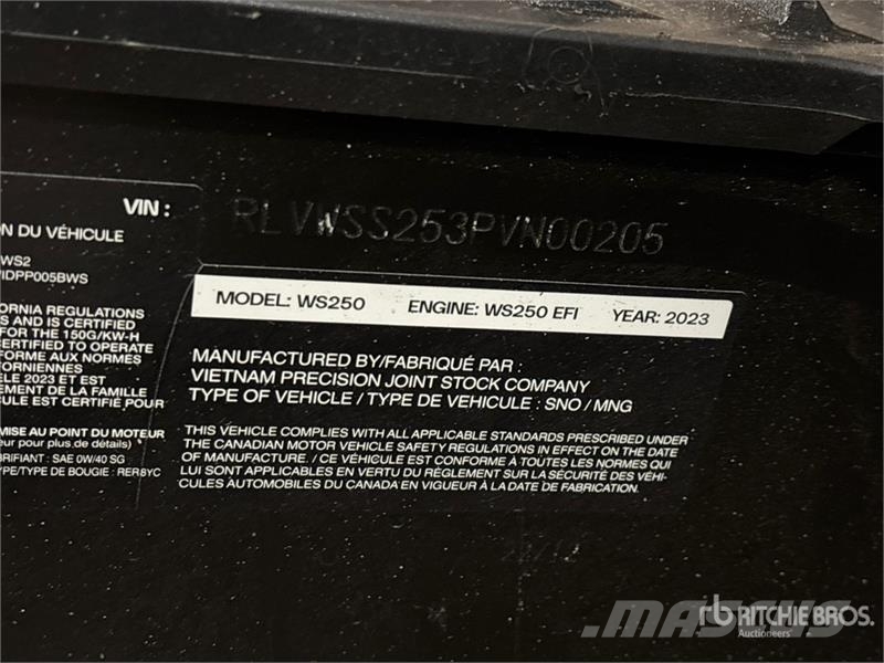  Widescape WS250 Snowmobile كاسحات الجليد