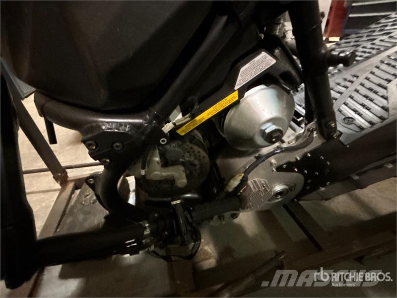  Widescape WS250 Snowmobile كاسحات الجليد