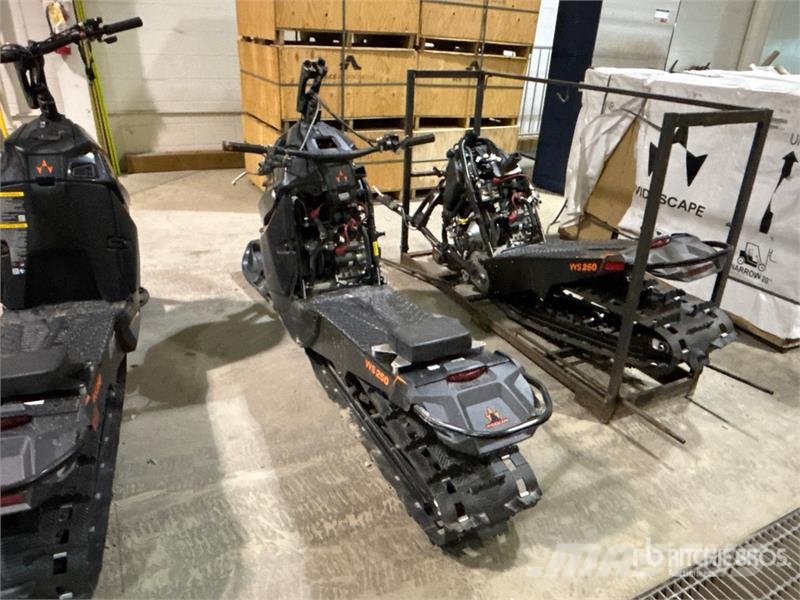  Widescape WS250 Stand Up Snowmobile كاسحات الجليد