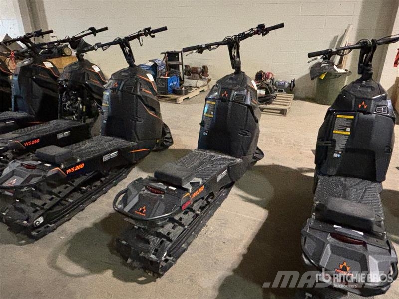  Widescape WS250 Stand Up Snowmobile Moottorikelkat