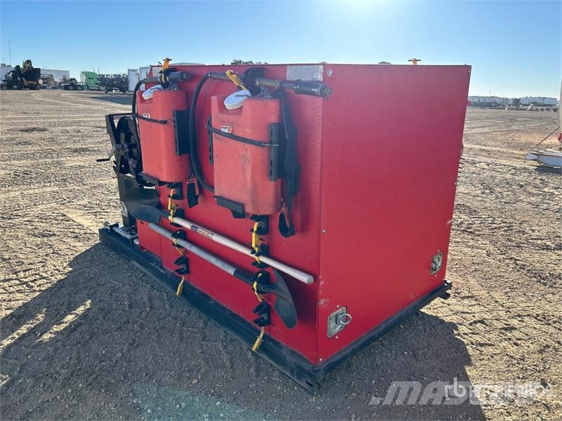 Wildland Skid-Mounted Water Tank Degvielas un piedevu tvertnes