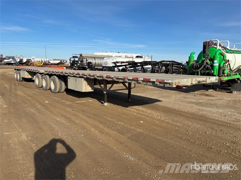 Wilson 32 ft Super B-Train Lead Flatbed Trailer Прицепы-платформы/боковая разгрузка
