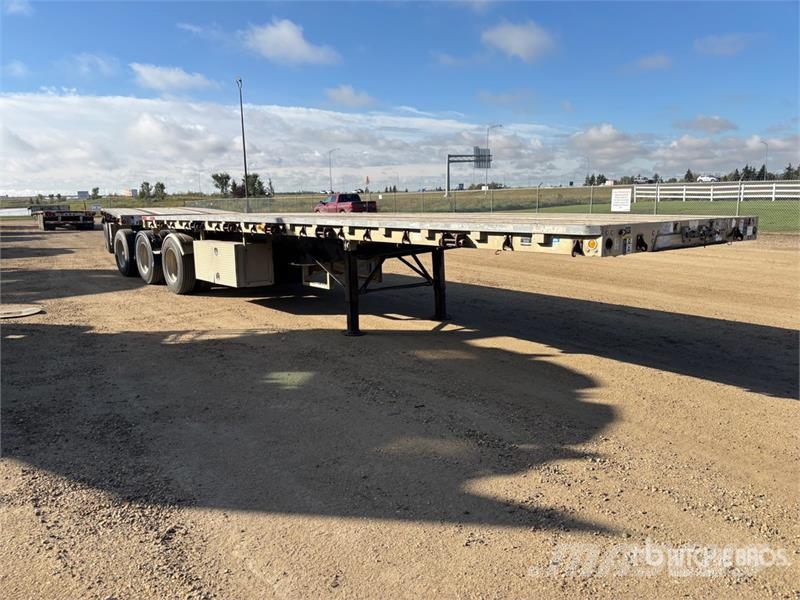 Wilson 32 ft Super B-Train Lead Flatbed Trailer Platformas/izkraušana no sāniem