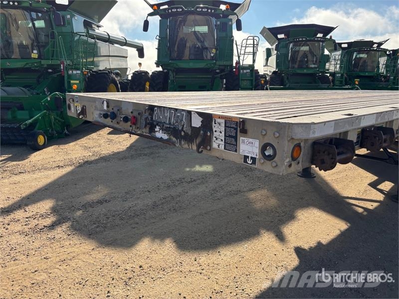 Wilson 32 ft Super B-Train Lead Flatbed Trailer Platformas/izkraušana no sāniem