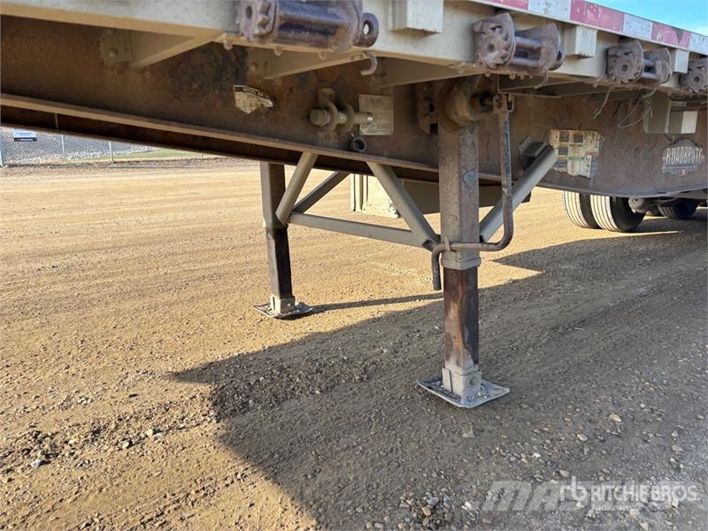 Wilson 32 ft Super B-Train Lead Flatbed Trailer Прицепы-платформы/боковая разгрузка