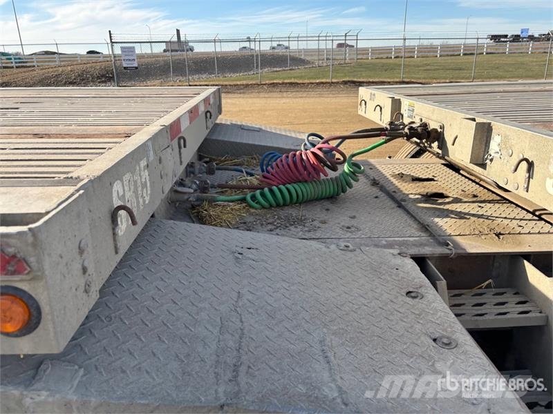 Wilson 32 ft Super B-Train Lead Flatbed Trailer Прицепы-платформы/боковая разгрузка