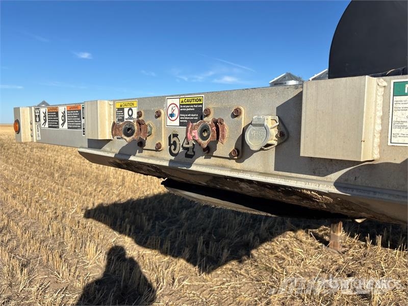 Wilson 48 ft T/A Sprayer Tender Step Deck Trailer لوادر منخفضة