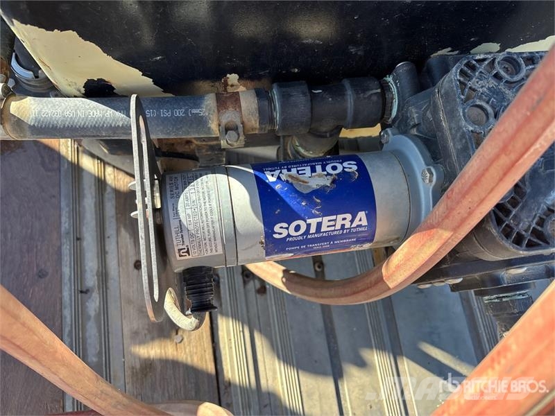 Wilson 48 ft T/A Sprayer Tender Step Deck Trailer لوادر منخفضة