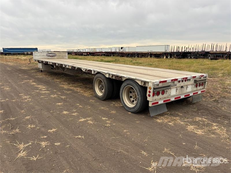 Wilson 48 ft T/A Spread Axle Step Deck Trailer Low loaders