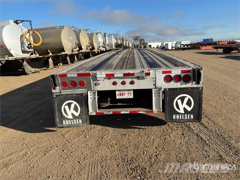 Wilson 53 ft Quad/A Flatbed Trailer Platformy / Przyczepy z otwieranymi burtami