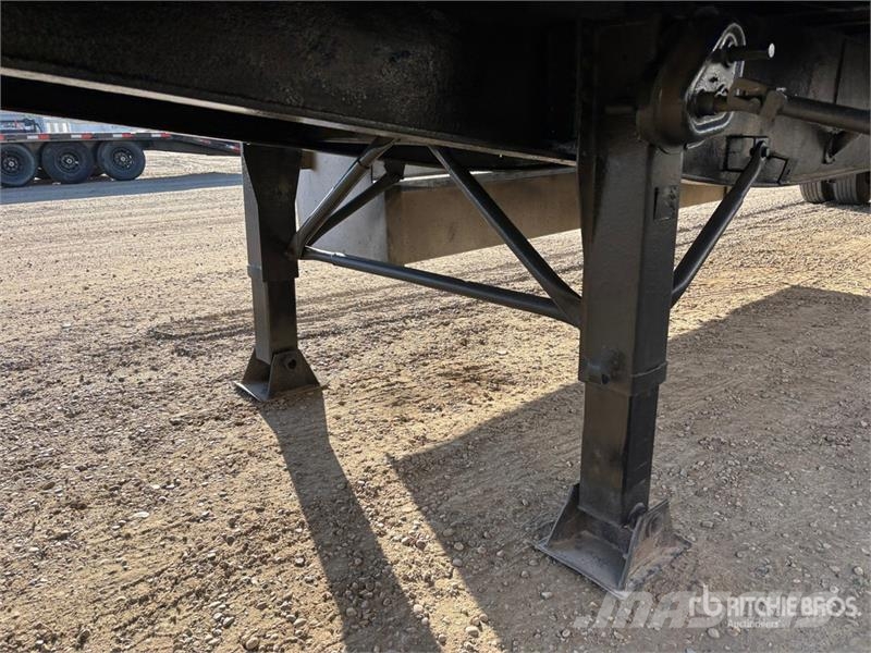 Wilson 53 ft Quad/A Flatbed Trailer Platformy / Przyczepy z otwieranymi burtami