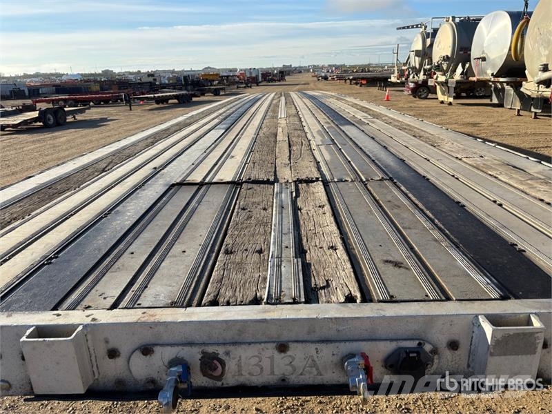 Wilson 53 ft Quad/A Flatbed Trailer Platformy / Przyczepy z otwieranymi burtami