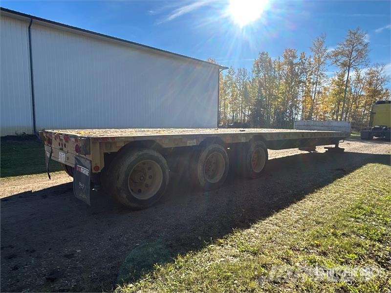 Wilson CFD900 80000 lb 48 ft Tri/A Step Deck Trailer Niski utovarivači