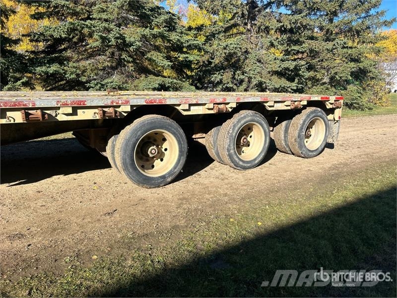 Wilson CFD900 80000 lb 48 ft Tri/A Step Deck Trailer Niski utovarivači