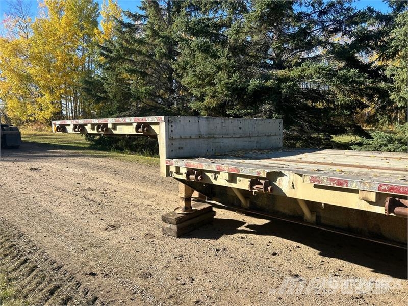 Wilson CFD900 80000 lb 48 ft Tri/A Step Deck Trailer Niski utovarivači
