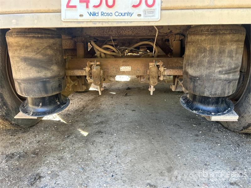 Wilson CFD900 80000 lb 48 ft Tri/A Step Deck Trailer Niski utovarivači