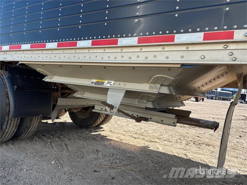 Wilson Commander 45 ft Tri/A Grain Trailer Prikolice za zrno