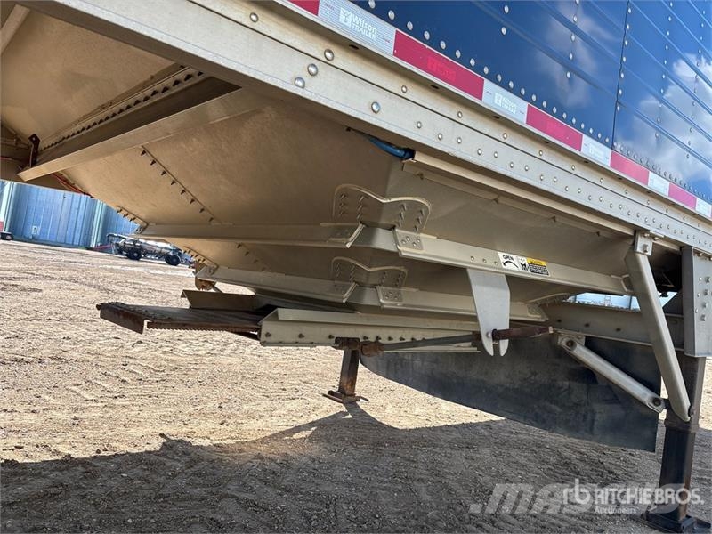 Wilson Commander 45 ft Tri/A Grain Trailer Prikolice za zrno