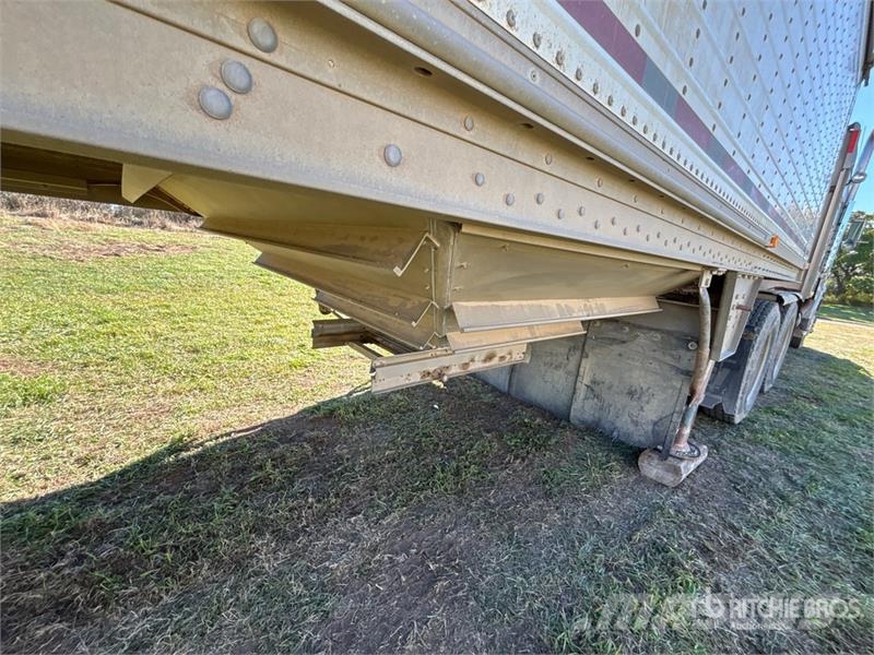 Wilson DWH-200C 40 ft T/A Grain Trailer Viljavaunut