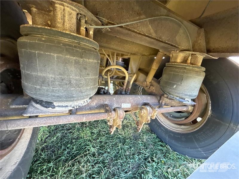 Wilson DWH-200C 40 ft T/A Grain Trailer Viljavaunut