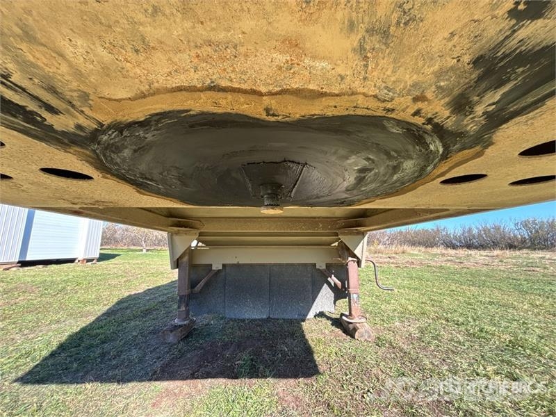 Wilson DWH-200C 40 ft T/A Grain Trailer Viljavaunut