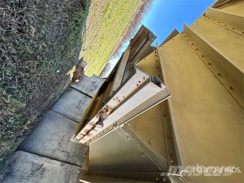 Wilson DWH-200C 40 ft T/A Grain Trailer Viljavaunut