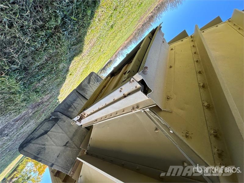 Wilson DWH-200C 40 ft T/A Grain Trailer Viljavaunut