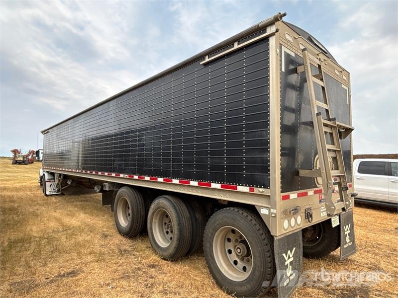 Wilson DWH-650B 45 ft Tri/A Grain Trailer Carros de trasladar grano