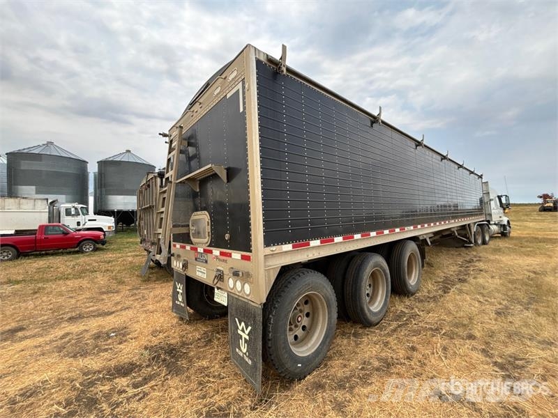 Wilson DWH-650B 45 ft Tri/A Grain Trailer Carros de trasladar grano