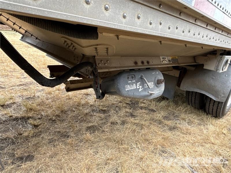 Wilson DWH-650B 45 ft Tri/A Grain Trailer Carros de trasladar grano