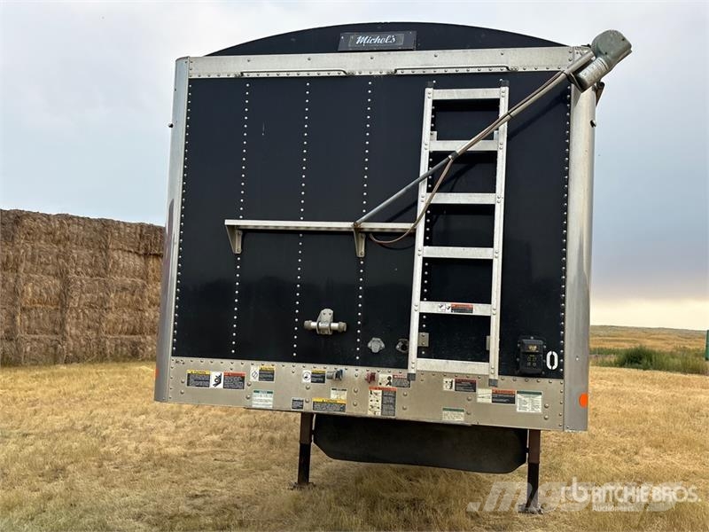 Wilson DWH-650B 45 ft Tri/A Grain Trailer Carros de trasladar grano