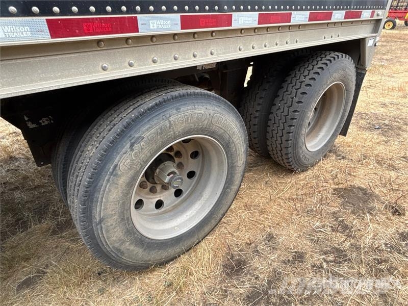 Wilson DWH-650B 45 ft Tri/A Grain Trailer Carros de trasladar grano