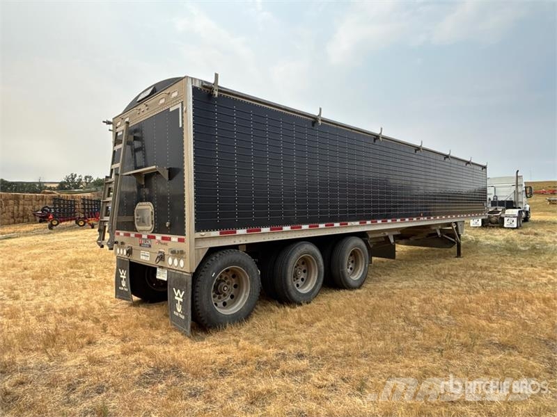 Wilson DWH-650B 45 ft Tri/A Grain Trailer Carros de trasladar grano