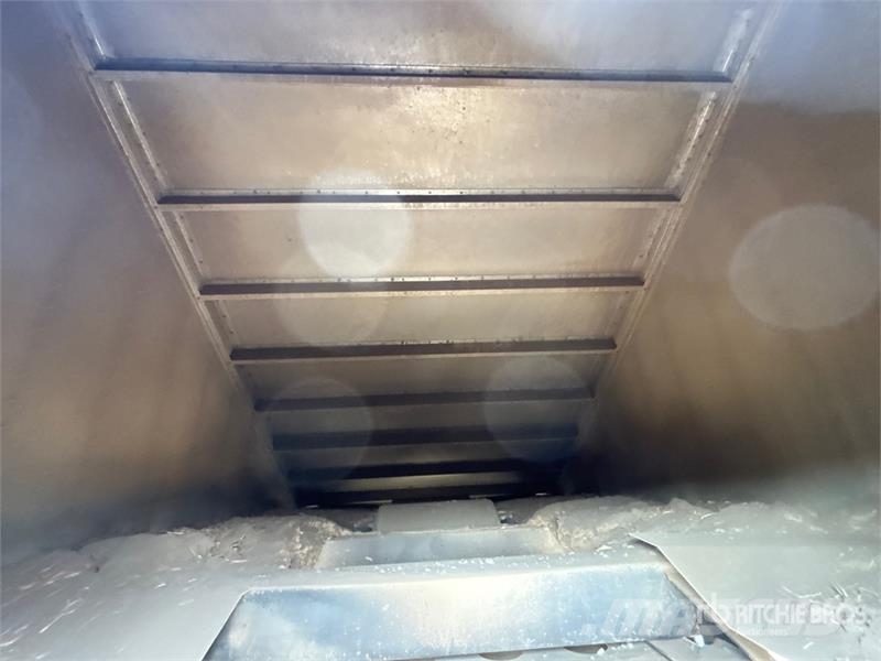 Wilson DWH-650B 45 ft Tri/A Grain Trailer Carros de trasladar grano