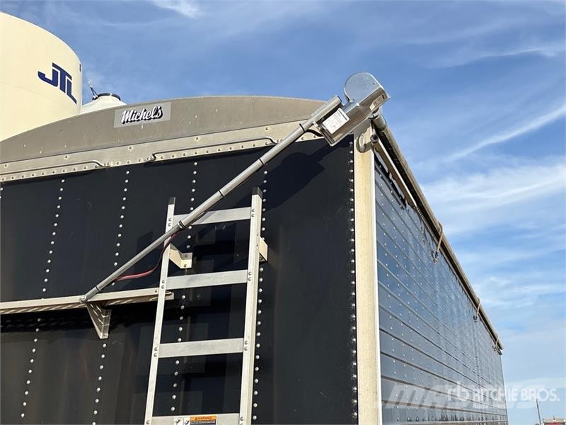Wilson DWH550 CB 45 ft Tri/A Grain Trailer Prikolice za zrno
