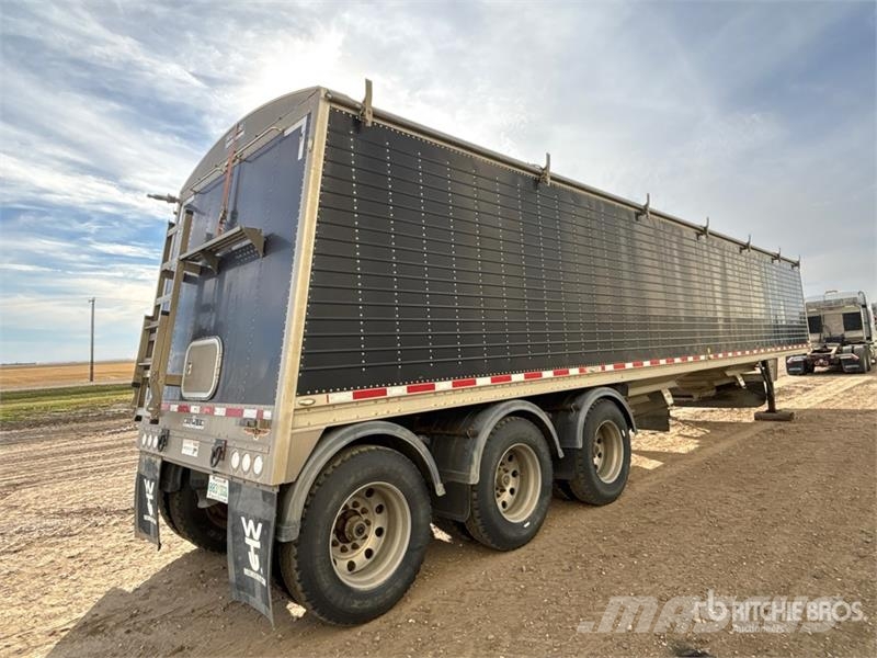 Wilson DWH550 CB 45 ft Tri/A Grain Trailer Prikolice za zrno
