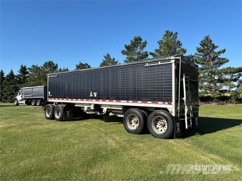 Wilson PDWH-550B 30 ft 4/Axle Pup Grain Trailer مقطورة حبوب