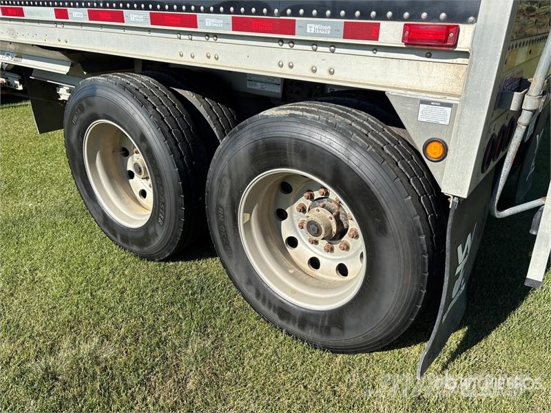 Wilson PDWH-550B 30 ft 4/Axle Pup Grain Trailer مقطورة حبوب