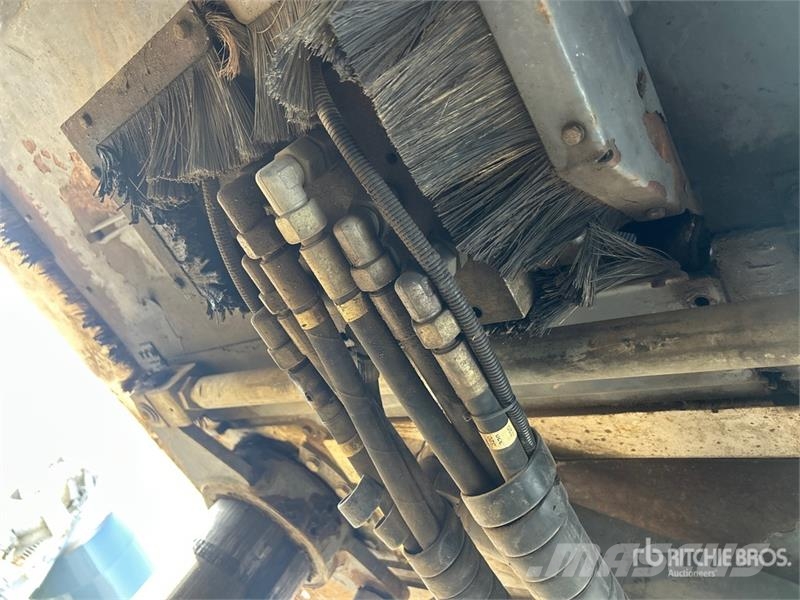 Wirtgen W210 Asfalta dzesēšanas iekārtas