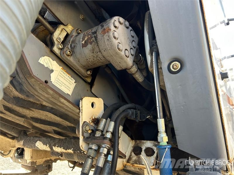 Wirtgen W210 Asfalta dzesēšanas iekārtas
