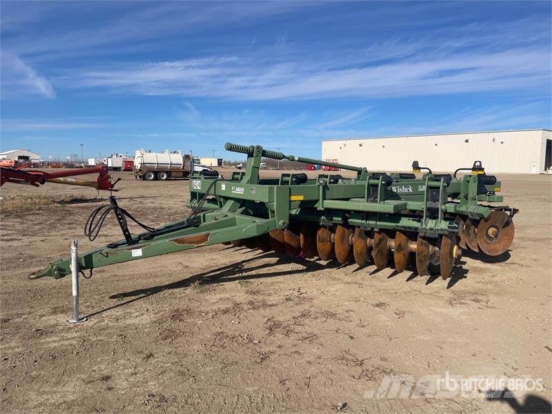 Wishek 842 14 ft 9 in 2-Point Offset High-Speed Disc Scheibeneggen