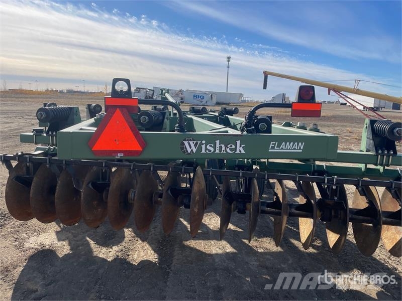 Wishek 842 14 ft 9 in 2-Point Offset High-Speed Disc Scheibeneggen