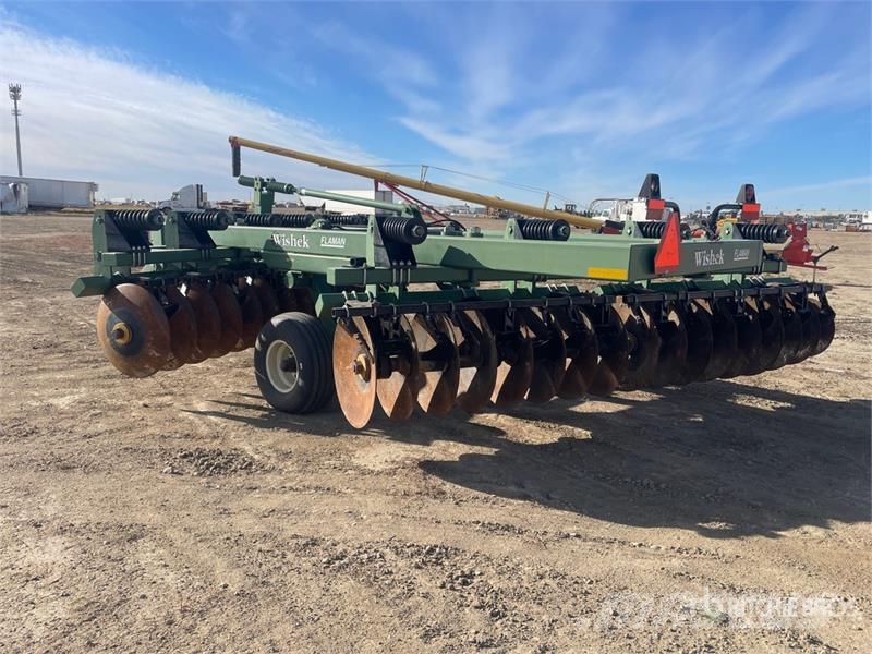 Wishek 842 14 ft 9 in 2-Point Offset High-Speed Disc Scheibeneggen