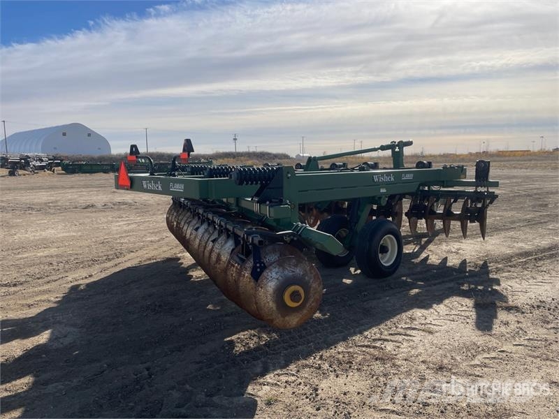 Wishek 842 14 ft 9 in 2-Point Offset High-Speed Disc Scheibeneggen
