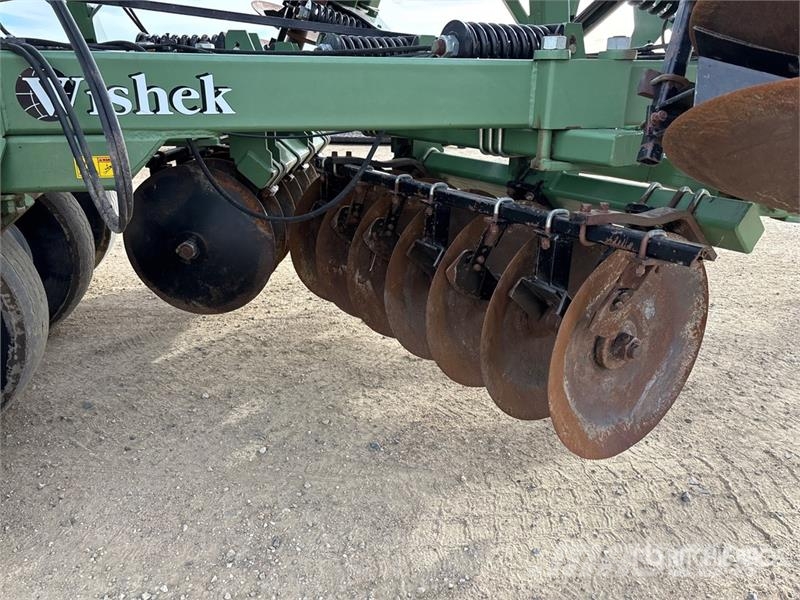 Wishek 842LNT-38 38 ft Tandem Breaking Disc Randaalid