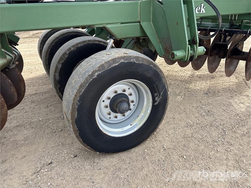 Wishek 842LNT-38 38 ft Tandem Breaking Disc Randaalid