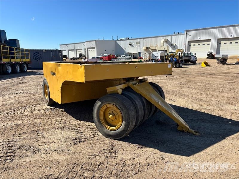 Wobbly Wheel 9 ft x 7 ft Pull Behind Compactor Slepe Valser